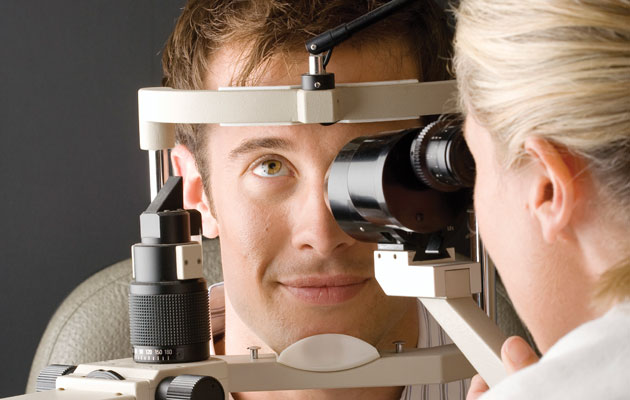 الرمد الربيعي"حساسية العين المزمنة" الأسباب وكيفية علاجة - موسوعة دار الطب
