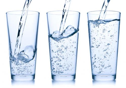 Photo of فوائد الماء على البشرة والصحة