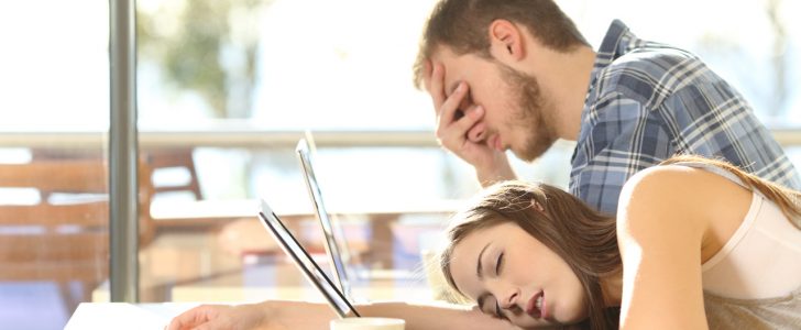 علاج الكسل بالاعشاب وما هي أسبابة