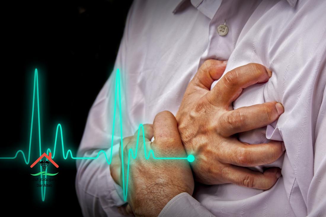 Photo of أعراض الأزمة القلبية والتي يتوجب علاجها سريعا فور ظهورها